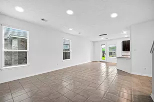 15723 Autumn Chicory Dr, Houston, TX 77044 - Photo 5