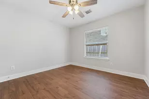 22 Wimberly Way, The Woodlands, TX 77385 - Photo 7