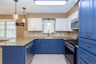 1846 Acacia Cir, Freeport, TX 77541 - Photo 11