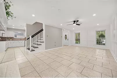 16 Mayfair Grove Court, The Woodlands, TX 77381 - Photo 7