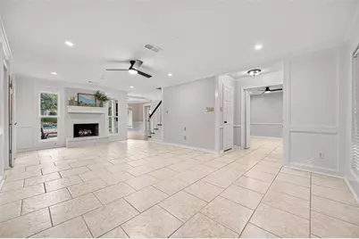 16 Mayfair Grove Court, The Woodlands, TX 77381 - Photo 9