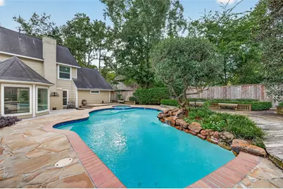 16 Mayfair Grove Court, The Woodlands, TX 77381 - Photo 5