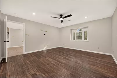 16 Mayfair Grove Court, The Woodlands, TX 77381 - Photo 29