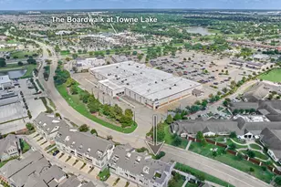 9627 Towne Lake Pkwy, Cypress, TX 77433 - Photo 3