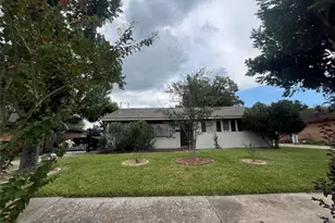 4118 Ebbtide Dr Dr, Houston, TX 77045 - Photo 9