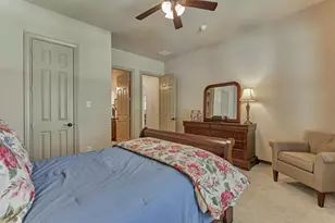 87 S Veilwood Cir, The Woodlands, TX 77382 - Photo 21