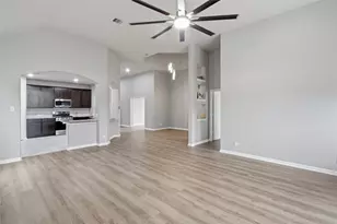 10406 Sill Pr Dr, Rosharon, TX 77583 - Photo 13