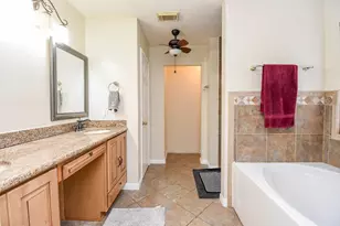 2235 Heatherwood Dr, Missouri City, TX 77489 - Photo 17