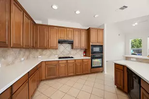 3221 Gable Park Ln, Pearland, TX 77581 - Photo 5
