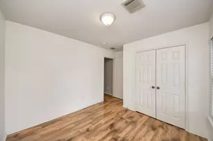 2627 Skyview Shadows Ct, Houston, TX 77047 - Photo 37