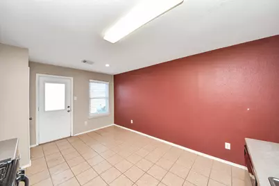 2627 Skyview Shadows Court, Houston, TX 77047 - Photo 19