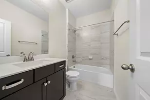9806 Oakwood Trl, Missouri City, TX 77459 - Photo 35