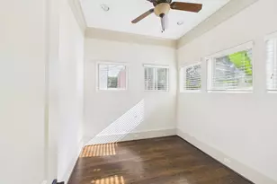 4003 Dumbarton St, Houston, TX 77025 - Photo 15