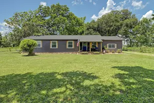 384 Co Rd 2046, Hull, TX 77564 - Photo 1