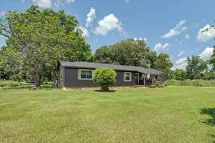 384 Co Rd 2046, Hull, TX 77564 - Photo 5