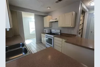 75 Willowwood Circle, The Woodlands, TX 77381 - Photo 3