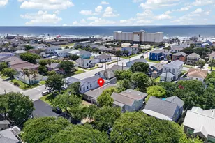 1805 Ave N 1/2, Galveston, TX 77550 - Photo 31