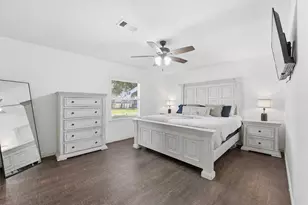 611 Reidland Rd, Crosby, TX 77532 - Photo 17