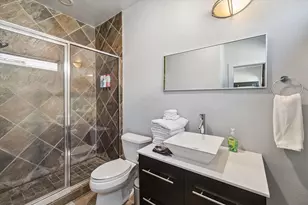 908 Hutchins St, Houston, TX 77003 - Photo 17