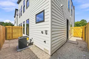 9106 Coffee St, Houston, TX 77033 - Photo 21