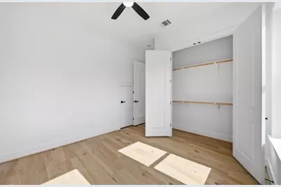 9106 Coffee Street #B, Houston, TX 77033 - Photo 11