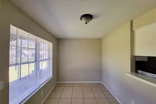 3206 Lobit Dr, Dickinson, TX 77539 - Photo 3