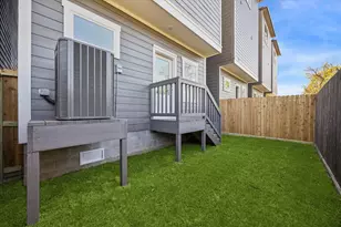 5621 Azores, Houston, TX 77091 - Photo 5