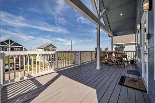 1094 Cedar Ln, Gilchrist, TX 77617 - Photo 5