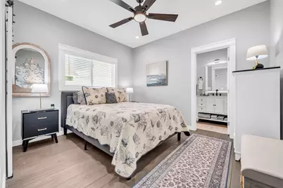 1094 Cedar Lane, Gilchrist, TX 77617 - Photo 19