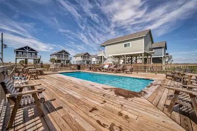 1094 Cedar Lane, Gilchrist, TX 77617 - Photo 37