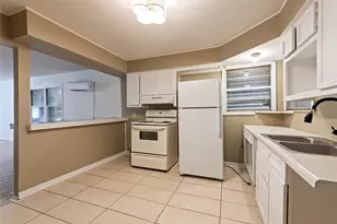 1014 48th St, Galveston, TX 77550 - Photo 15