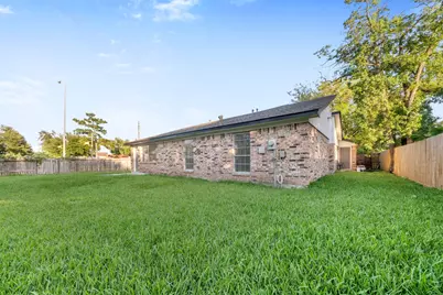 6502 Trail Valley Way, Houston, TX 77086 - Photo 35
