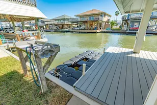 21911 Guadalupe Dr, Galveston, TX 77554 - Photo 13