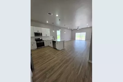 727 Road 5714, Cleveland, TX 77327 - Photo 5