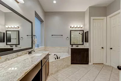 3211 Wilshire Lane, Baytown, TX 77521 - Photo 23