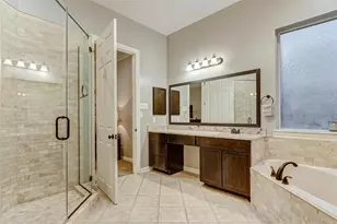 3211 Wilshire Ln, Baytown, TX 77521 - Photo 21