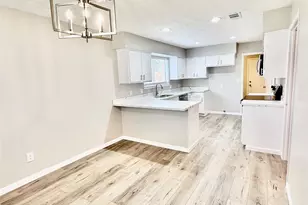 16810 Limeshade Ln, Sugar Land, TX 77498 - Photo 9