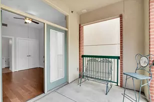 300 St Joseph Pkwy, Houston, TX 77002 - Photo 21