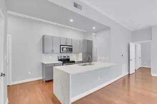 300 St Joseph Pkwy, Houston, TX 77002 - Photo 5