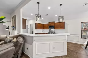 6318 Ezzard Charles Ln, Houston, TX 77091 - Photo 3