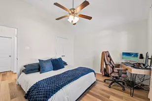 6318 Ezzard Charles Ln, Houston, TX 77091 - Photo 23