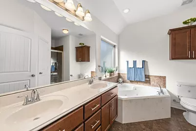 6318 Ezzard Charles Lane, Houston, TX 77091 - Photo 23