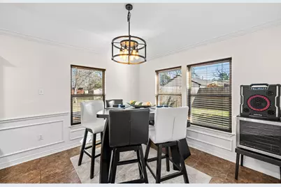 6318 Ezzard Charles Lane, Houston, TX 77091 - Photo 9