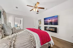 6318 Ezzard Charles Ln, Houston, TX 77091 - Photo 19