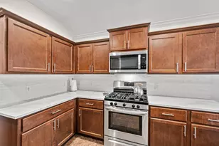 6318 Ezzard Charles Ln, Houston, TX 77091 - Photo 15