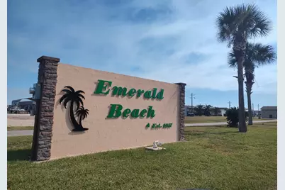 970 S Wommack Drive S, Crystal Beach, TX 77650 - Photo 3