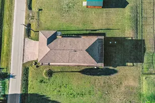 970 S Wommack Dr S, Port Bolivar, TX 77650 - Photo 45