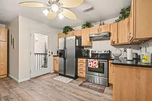 970 S Wommack Dr S, Crystal Beach, TX 77650 - Photo 23