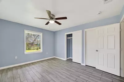 6022 Lyndhurst Drive, Houston, TX 77033 - Photo 13