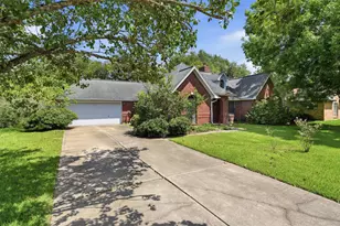 1013 Glenshannon Ave, Friendswood, TX 77546 - Photo 31